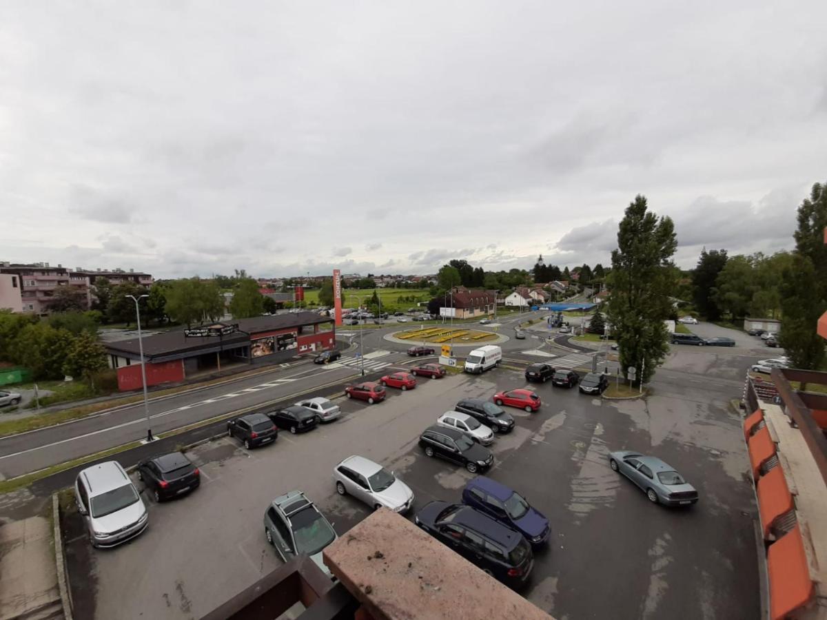 Hotel Garić Garesnica Buitenkant foto