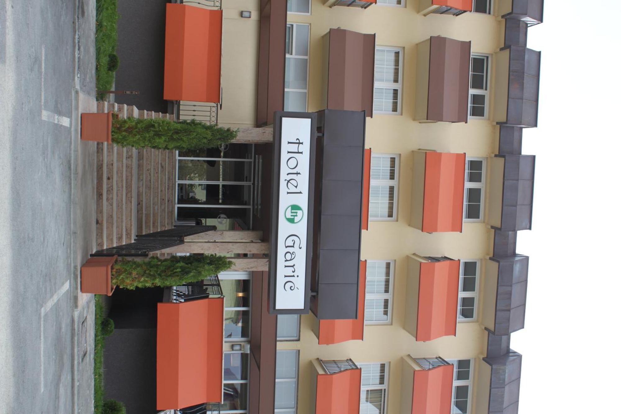 Hotel Garić Garesnica Buitenkant foto