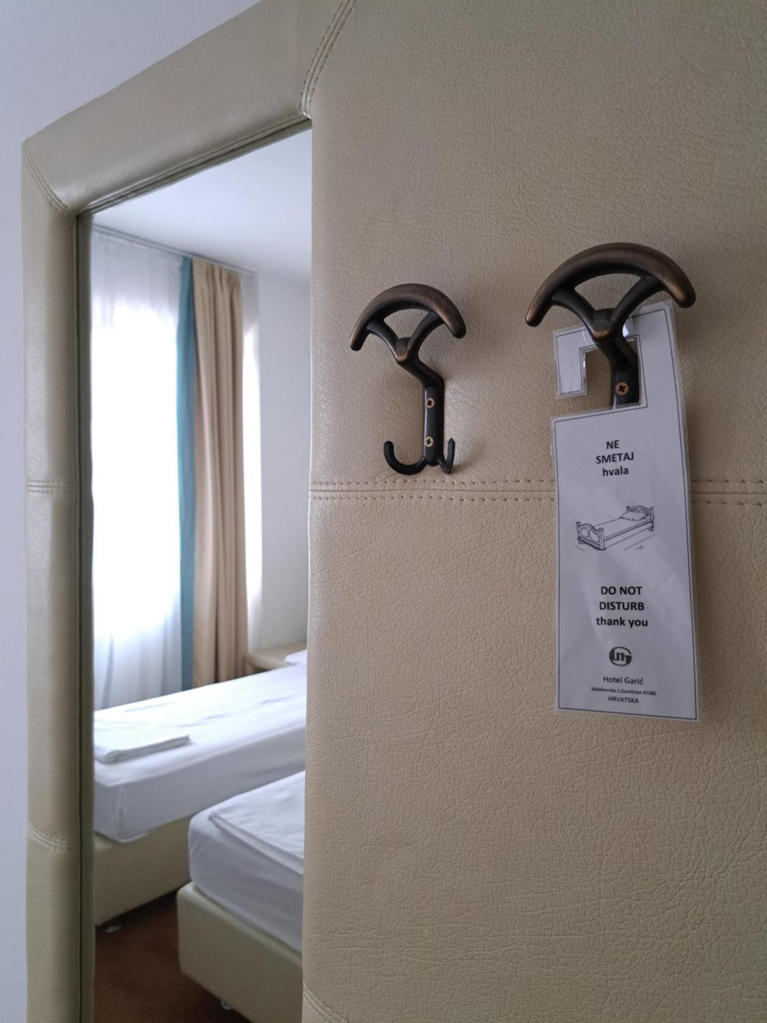Hotel Garić Garesnica Buitenkant foto