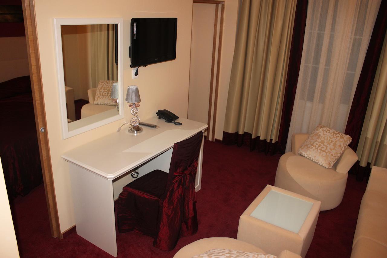 Hotel Garić Garesnica Buitenkant foto